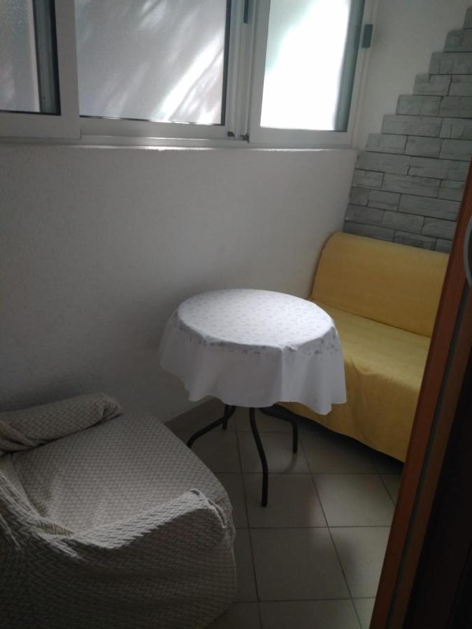 Apartmani Carevic Baska Voda Luaran gambar