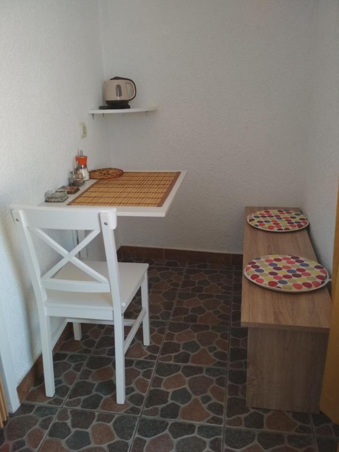 Apartmani Carevic Baska Voda Luaran gambar