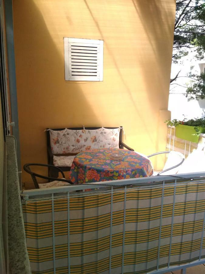 Apartmani Carevic Baska Voda Luaran gambar