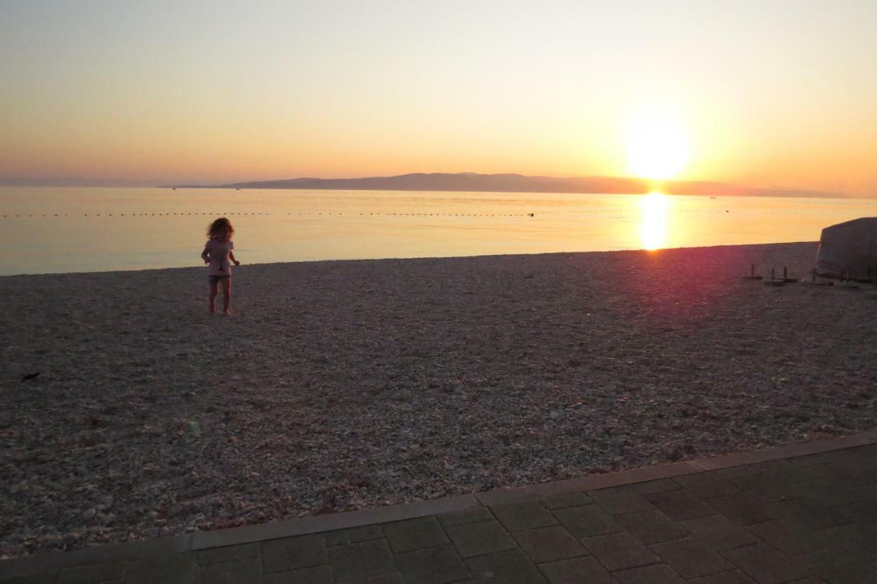 Apartmani Carevic Baska Voda Luaran gambar